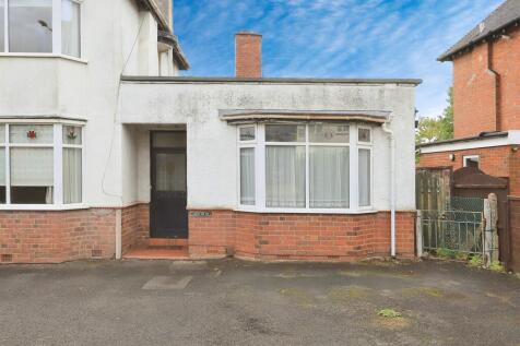 2 bedroom semi-detached bungalow for sale