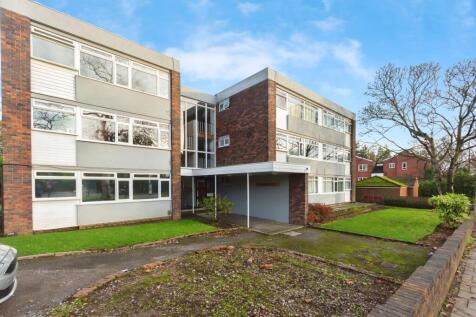 Studio flat for sale