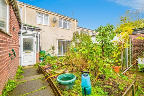3 bedroom terraced house for sale