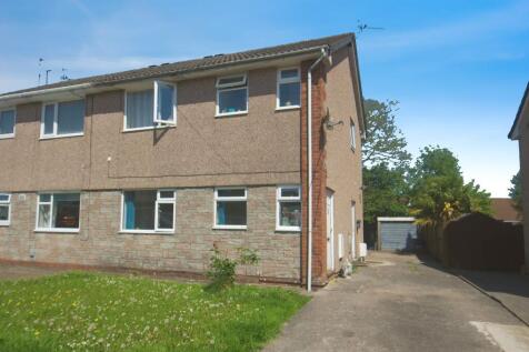 1 bedroom ground floor flat for sale