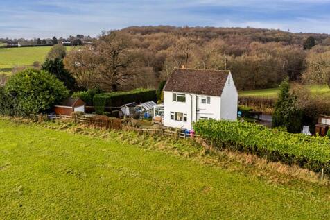 3 bedroom cottage for sale
