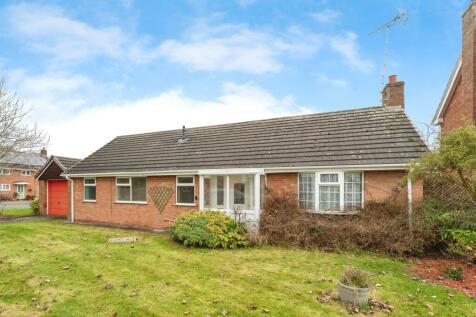 3 bedroom detached bungalow for sale