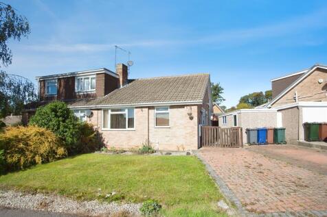 2 bedroom semi-detached bungalow for sale