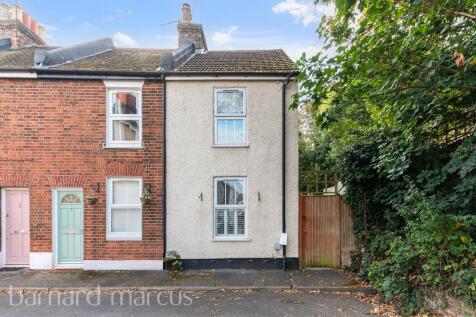 2 bedroom end of terrace house for sale