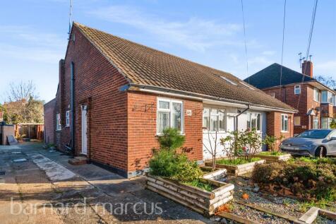 3 bedroom semi-detached bungalow for sale