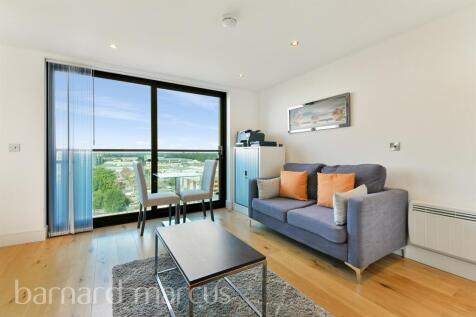 Studio flat for sale