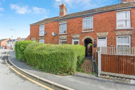 2 bedroom terraced house for sale