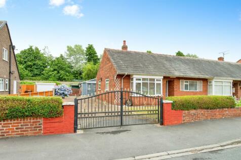 2 bedroom semi-detached bungalow for sale