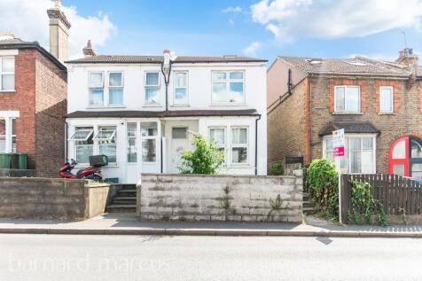 5 bedroom semi-detached house for sale