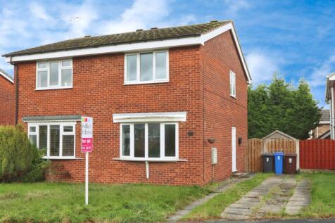2 bedroom semi-detached house for sale