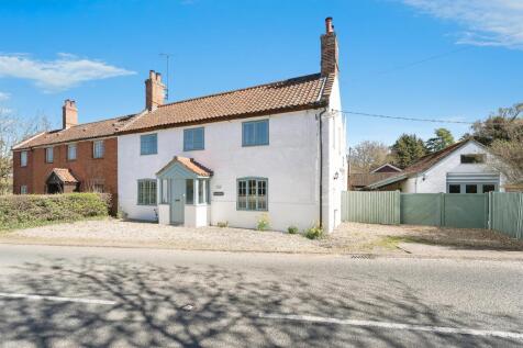 4 bedroom semi-detached house for sale