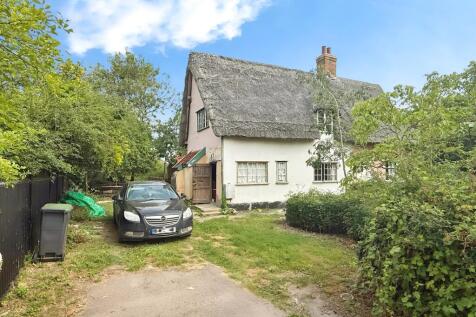 2 bedroom semi-detached house for sale