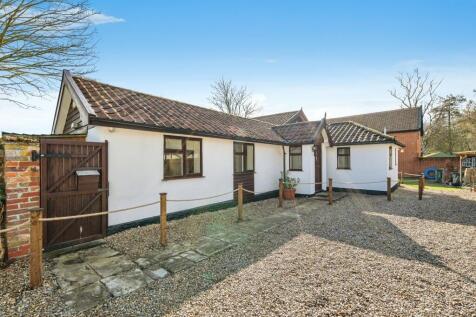 3 bedroom detached bungalow for sale