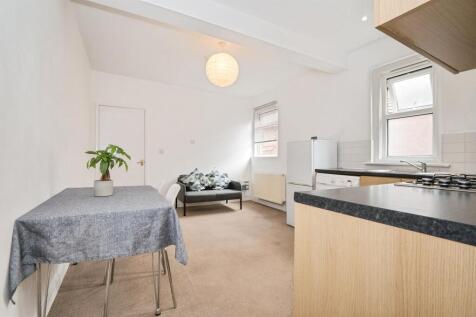 1 bedroom flat for sale