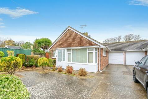 3 bedroom semi-detached bungalow for sale