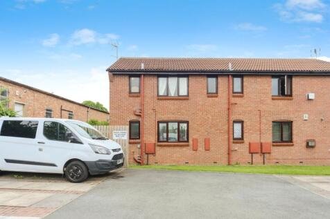 Studio flat for sale