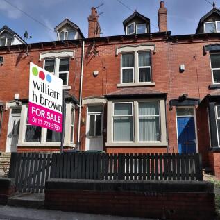 5 bedroom terraced house for sale