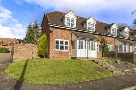 West Street, Wrotham, Kent 2 bed end of terrace house for sale