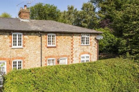 Chapel Row, Ightham, Sevenoaks 3 bed semi