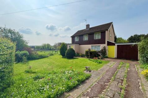 Chevening Road, Chipstead 3 bed detached house for sale