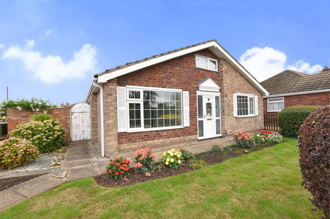 Field House Road, Grimsby DN36 3 bed detached bungalow for sale
