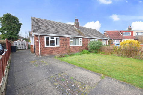 Mayfair Crescent, Waltham DN37 2 bed semi