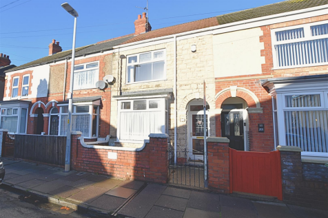 Cooper Road, Grimsby DN32 3 bed terraced house for sale
