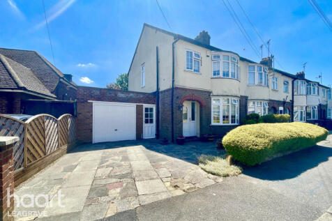 Onslow Road, Luton 3 bed end of terrace house for sale