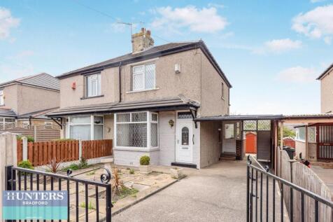 Anlaby Street Laisterdyke, Bradford... 2 bed semi