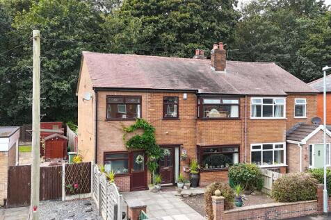 4 bedroom semi-detached house for sale