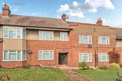 Stanley Park Road, Carshalton 2 bed ground floor flat for sale