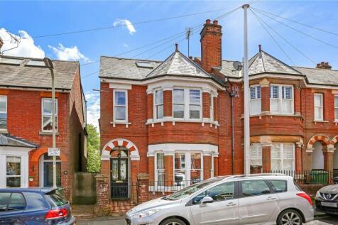 Fairfield Road, Fulflood, Winchester... 4 bed end of terrace house for sale
