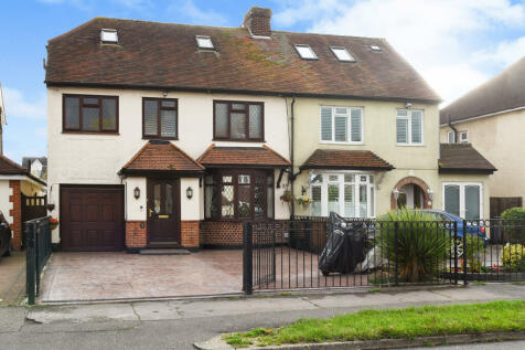 5 bedroom semi-detached house for sale