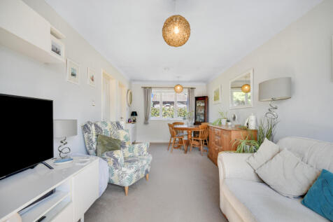 Earlsfield Drive, Chelmer Village... 2 bed flat for sale