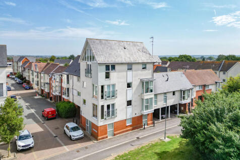 Montfort Drive, Chelmsford 2 bed flat for sale