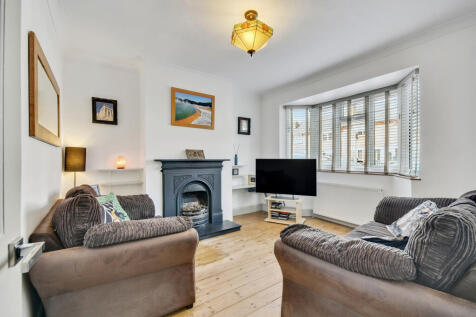 Henry Road, Chelmsford 5 bed terraced house for sale