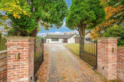 3 bedroom detached bungalow for sale