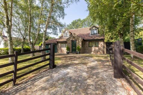 The Lodge, Normanby, York 4 bed house for sale