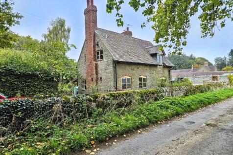 2 bedroom detached house for sale