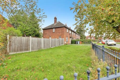Laurel Drive, Wistaston, Crewe 3 bed end of terrace house for sale