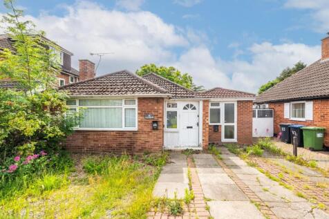 Whitnash Road, Leamington Spa 3 bed detached bungalow for sale