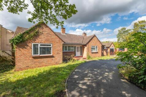 Lillington Road, Leamington Spa 3 bed detached bungalow for sale