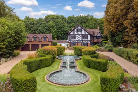 7 bedroom detached house for sale
