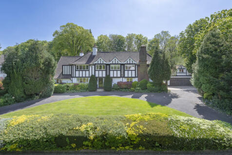 6 bedroom detached house for sale