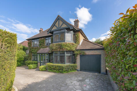 Warwick Road, Coulsdon CR5 4 bed detached house for sale