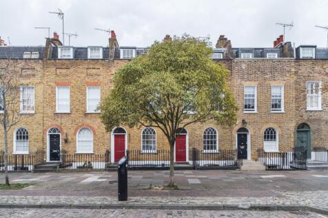 5 bedroom terraced house for sale