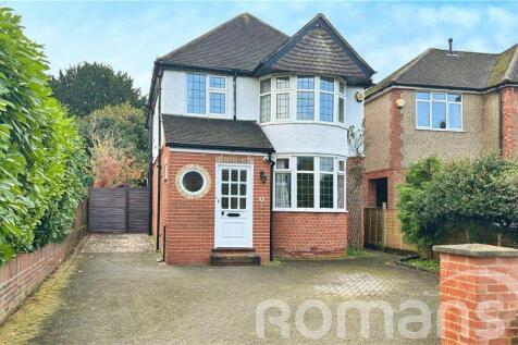 The Crescent, Earley, Reading 4 bed detached house for sale