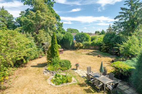 Beech Lane, Earley, Reading 4 bed detached house for sale