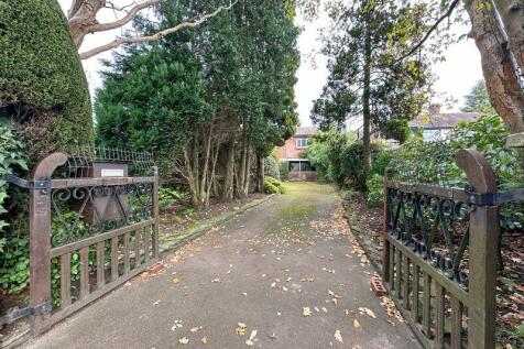 Holmes Chapel Road, Congleton 4 bed detached house for sale