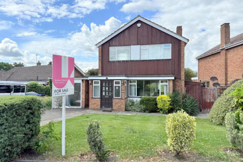 Ashtead 3 bed detached house for sale